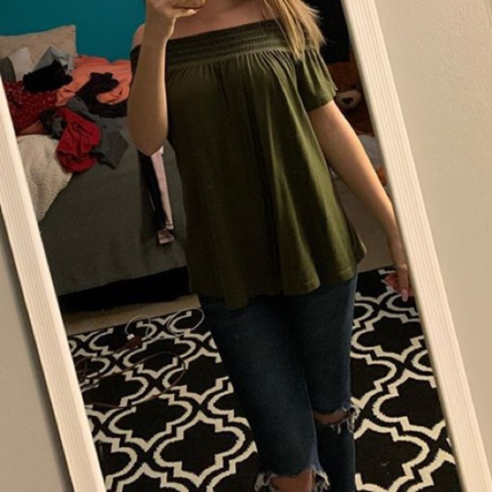 super cute off the shoulders shirt